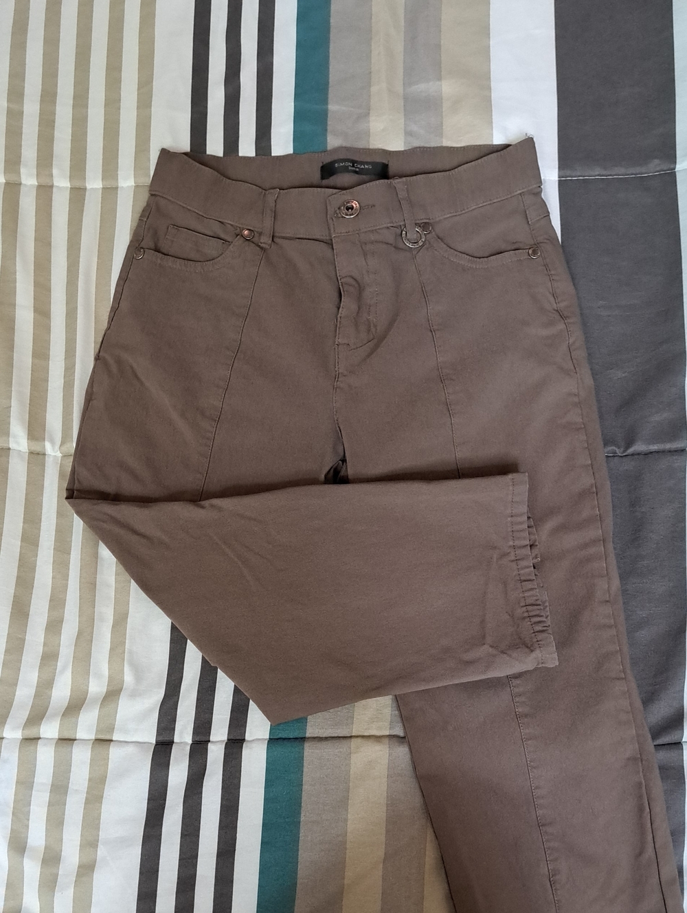 Simon Chang Women's Taupe Capris